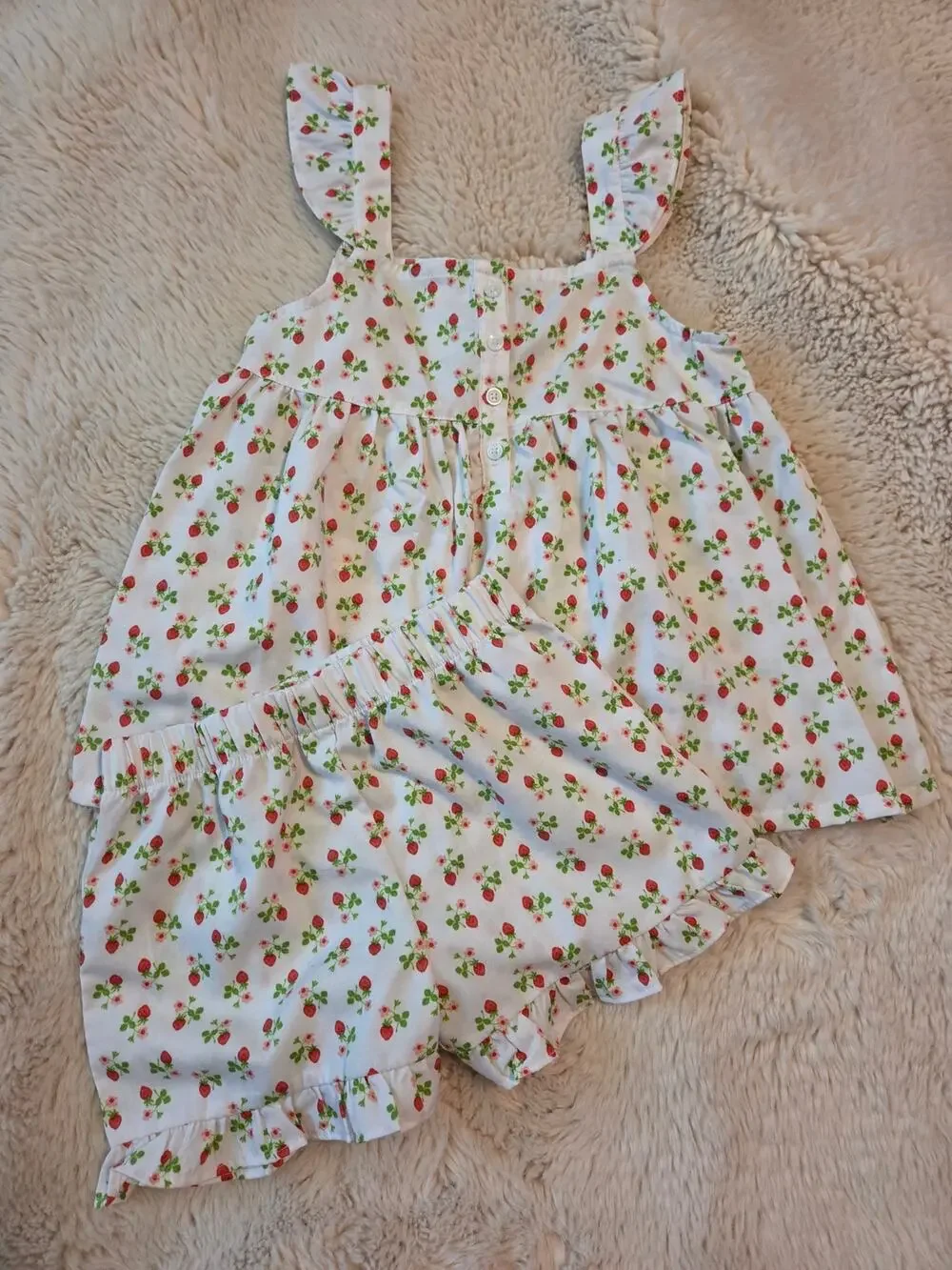Janie and Jack White Strawberry Good Night Ruffle Pajama Set size 7